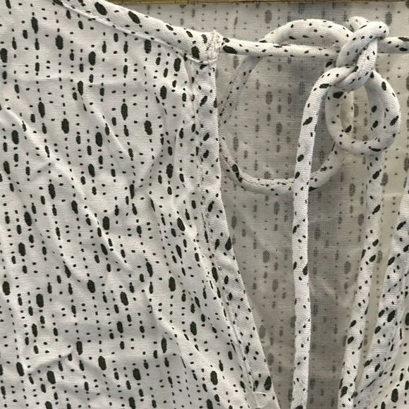 O’NEILL - Picture 2 of 8